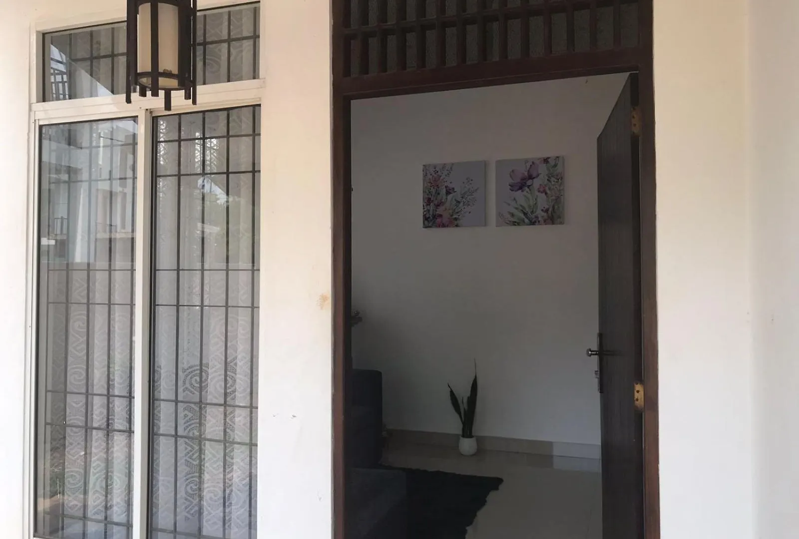 The Universal Transit Villa Katunayake