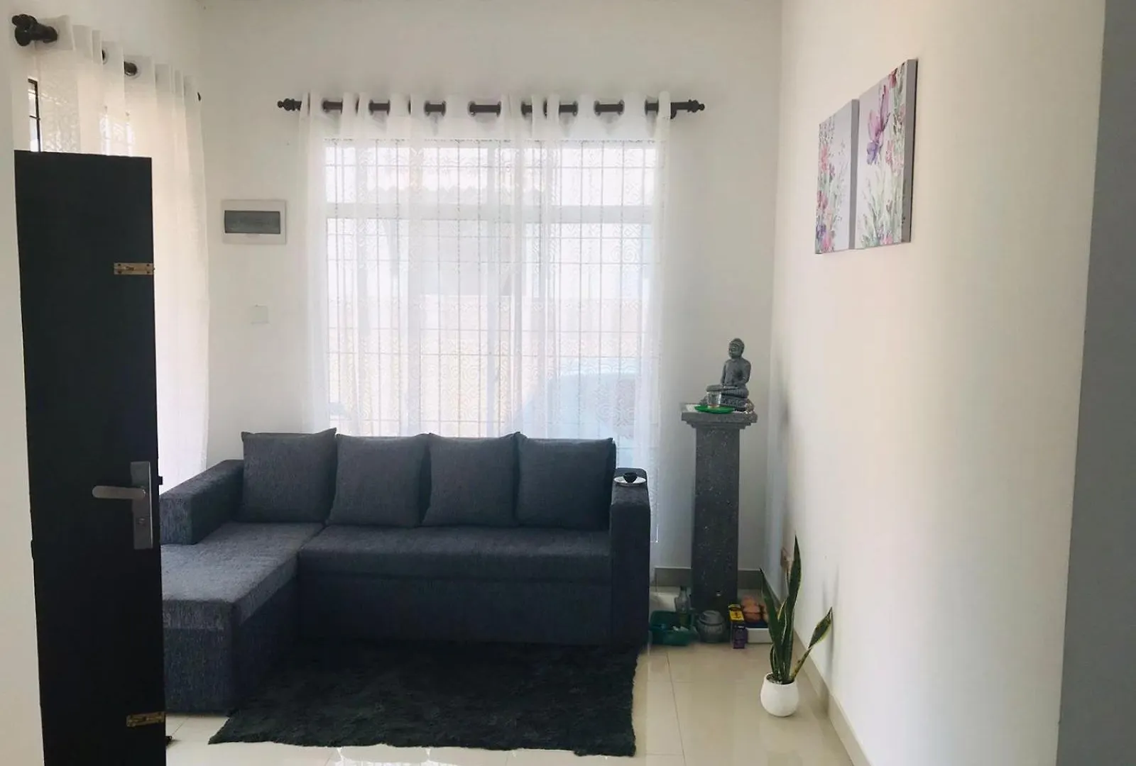 Bed & Breakfast The Universal Transit Villa Katunayake Sri Lanka