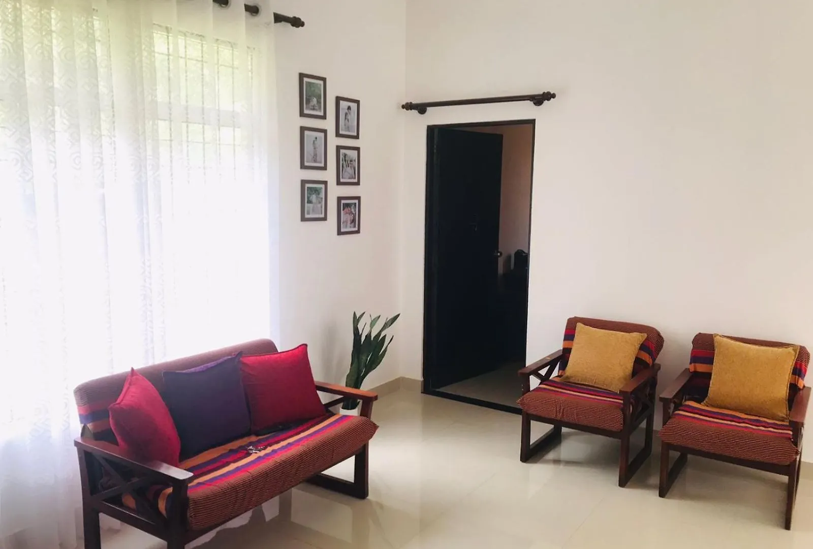 Bed & Breakfast The Universal Transit Villa Katunayake